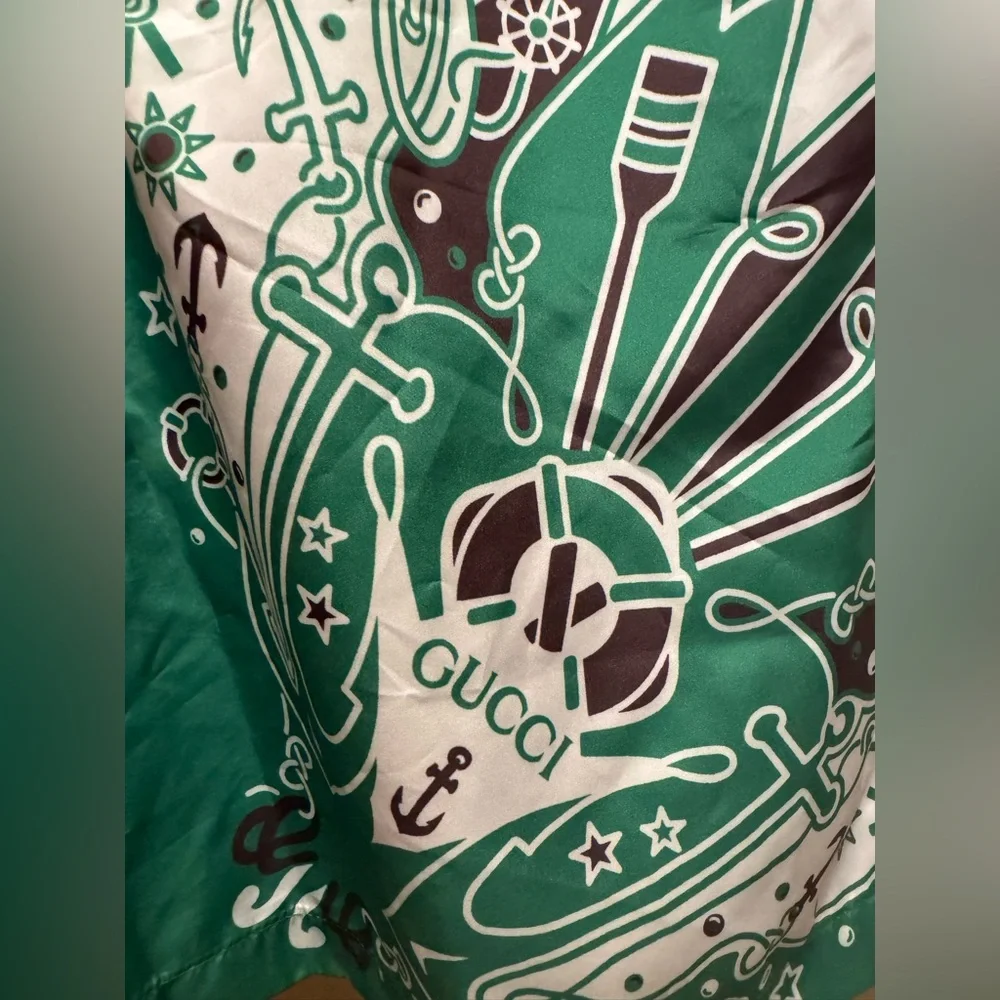 New Authentic Gucci Logo Swim Shorts Green White